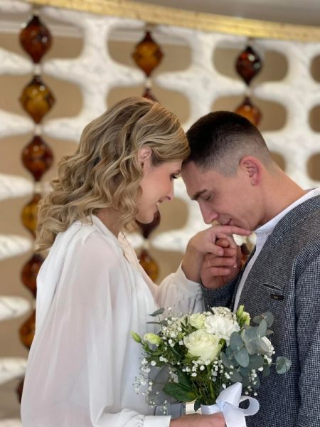 Дзеркальна дата: у Калуші 12 лютого одружилися шість пар (ФОТО)