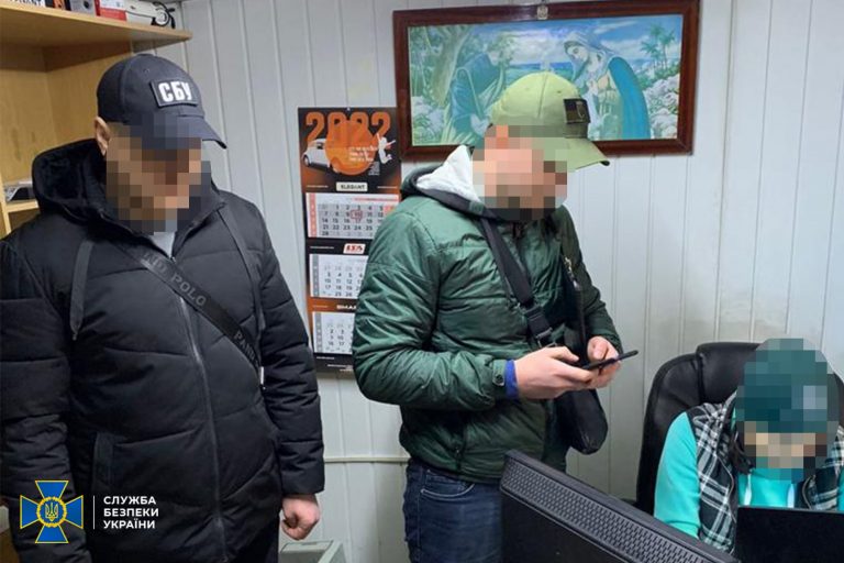 18 тонн фальсифікованого бензину: на Франківщині викрили підпільну мережу заправок (ФОТО) 1 274069652 327010732800997 7235379430322660434 n