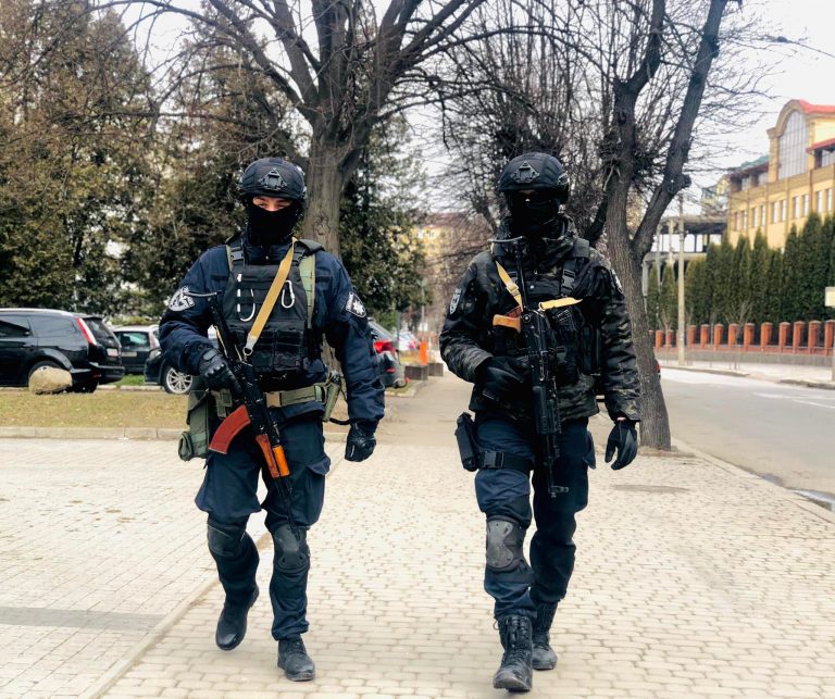 На Прикарпатті за добу на спецлінію 102 надійшло понад 1600 повідомленнь 5 274805906 7569328136441094 4445513779355755050 n