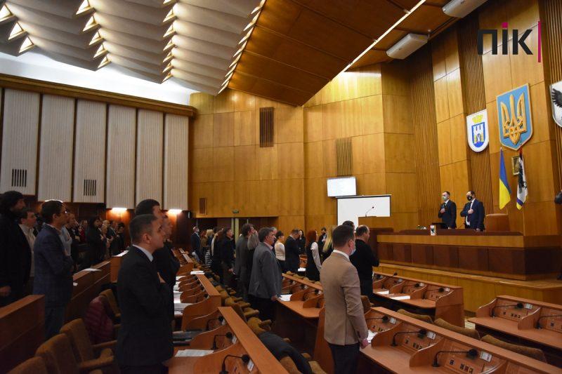 У Франківську розпочалася сесія міської ради: що цікавого розглянуть депутати (ФОТО) 4 DSC 0144 scaled