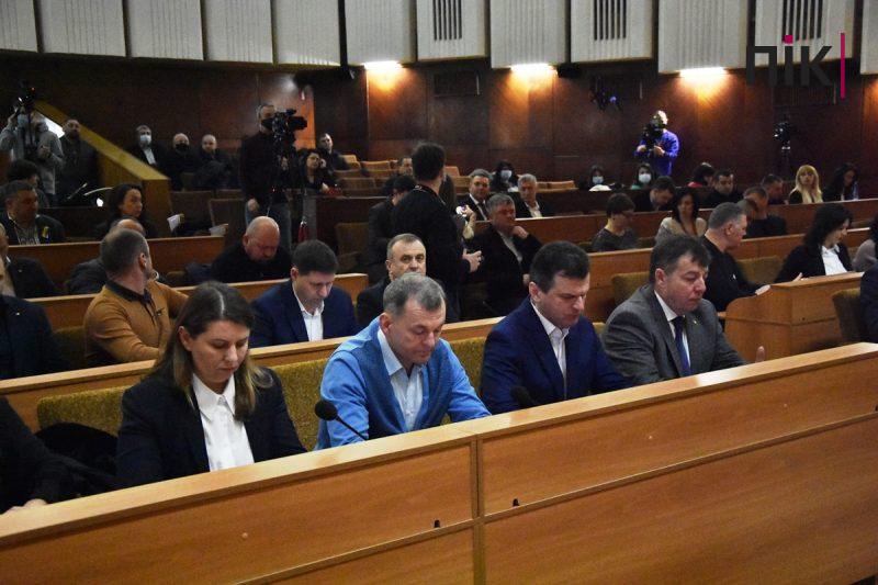 У Франківську відбулася позачергова сесія облради: що важливого розглянули депутати (ФОТО) 6 DSC 0183 scaled