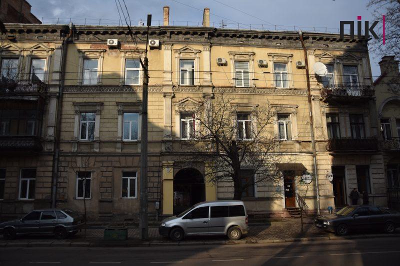 Івано-Франківськ навиворіт: вулиця Гаркуші (ФОТОРЕПОРТАЖ) 6 DSC 0213 scaled