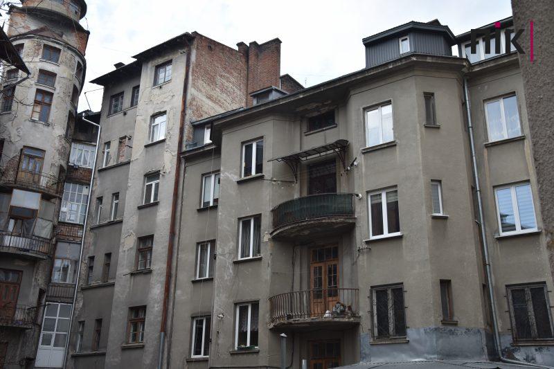 Івано-Франківськ навиворіт: вулиця Гаркуші (ФОТОРЕПОРТАЖ) 12 DSC 0231 scaled