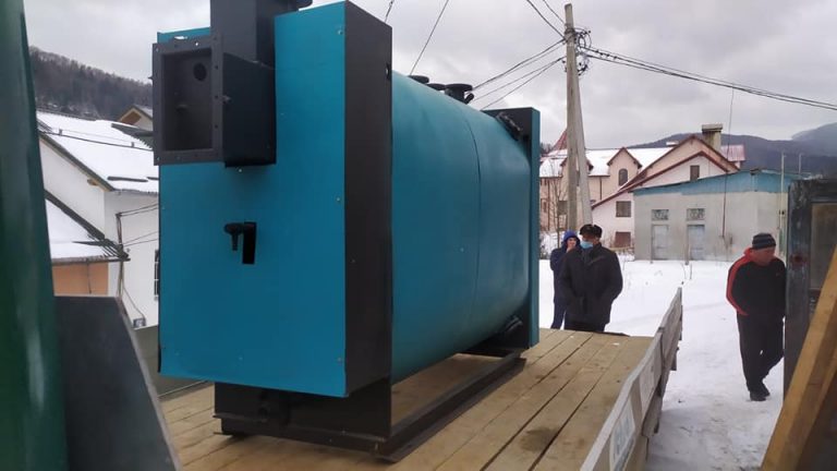 У Яремче встановили новий газовий котел у лікарні (ФОТО)