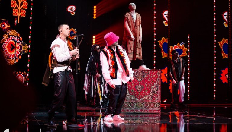 Гурт Kalush Orchestra поїде на "Євробачення" в Італію від України 4 Гурт Kalush Orchestra згодні їхати на "Євробачення" в Італію від України