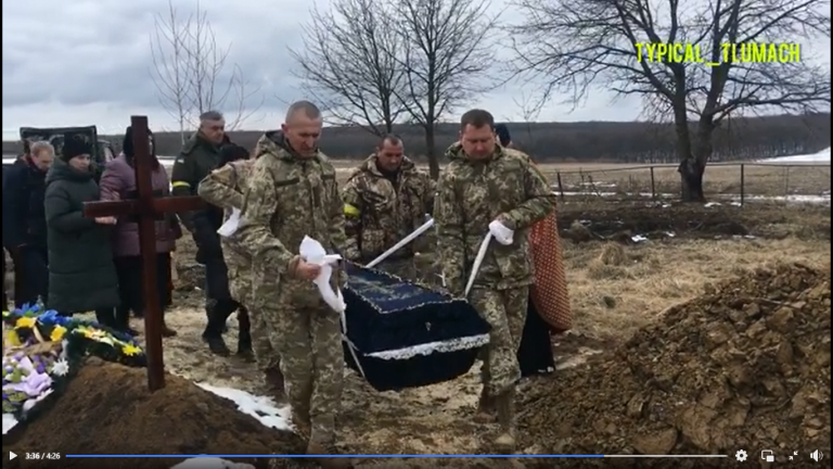 На Тлумаччині попрощалися з героєм України Андрієм Шкромидою (ВІДЕО) 12 274729597 942999466188350 6866970305157573390 n