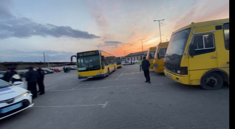 Зі Львова до Польщі везуть безкоштовними автобусами: як потрапити 11 274988991 4928040167281650 6530901053092464902 n