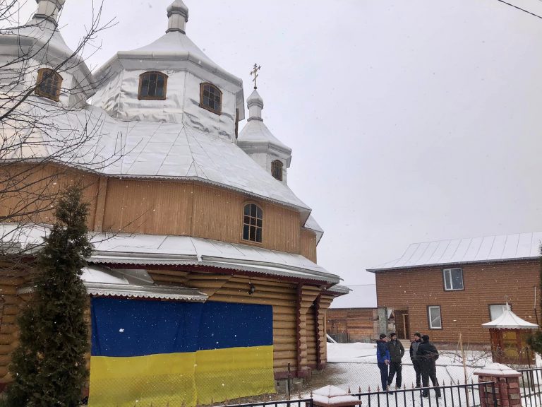 "Впав форпост Московії": у Верховині закрили ще одну церкву Московського патріархату (ФОТО) 1 275285350 5483252495035608 2175632407737699057 n