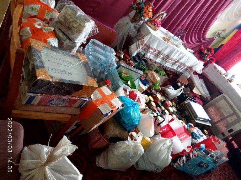 Жителі Болехівської громади зібрали допомогу і передали до столиці (ФОТО) 2 275295234 263168105992324 3477984153996989637 n