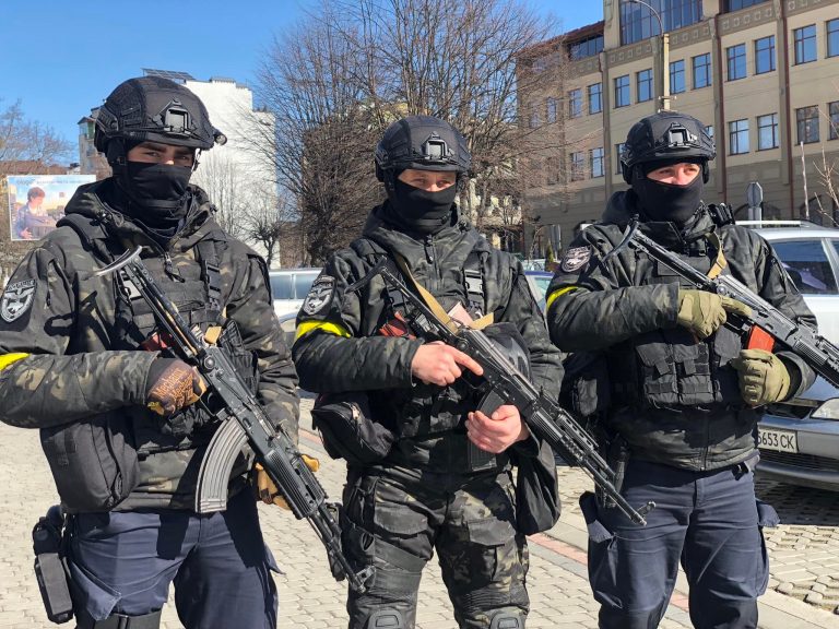 Щоденно правопорядок на Прикарпатті забезпечують понад 1500 поліцейських (ФОТО) 1 275604731 7612177978822776 6986033848320762547 n