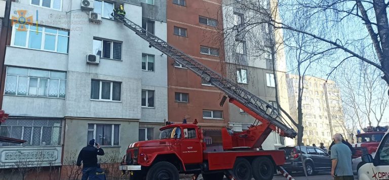 В Івано-Франківську горіла квартира у багатоповерхівці (ФОТОФАКТ) 8 276162395 283438093945561 7589685928854271038 n