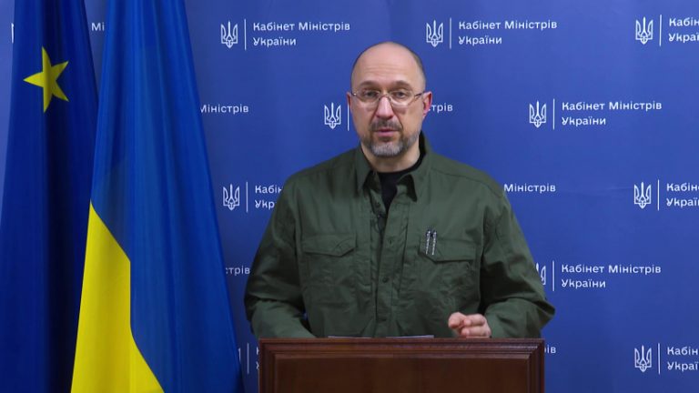 "Відновлюйте виробництва, де це можливо", - Шмигаль звернувся до бізнесу (ВІДЕО) 10 622a575665205620533760 820x360