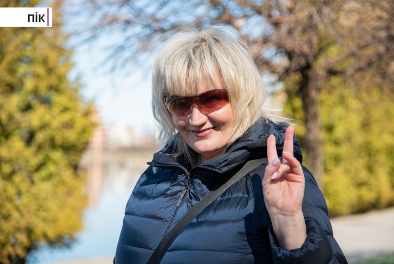 Люди Прикарпаття: біля Міського озера у Івано-Франківську (ФОТО)