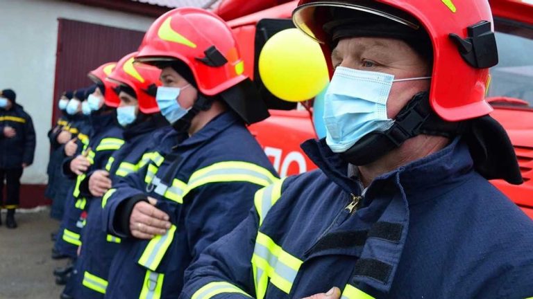 Пенсіонери і ветерани пожежної охорони повертаються до лав ДСНС: вимагає війна 1 image 16