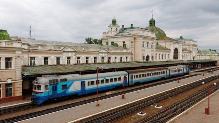 Напрямки руху приміських поїздів на Івано-Франківщині 22 березня 3 ivanofrvokzalbf777ac74d2eb0f9425d81e3937505ac 4cc44265202bfee3de2ee9738675156d 1280x720 1