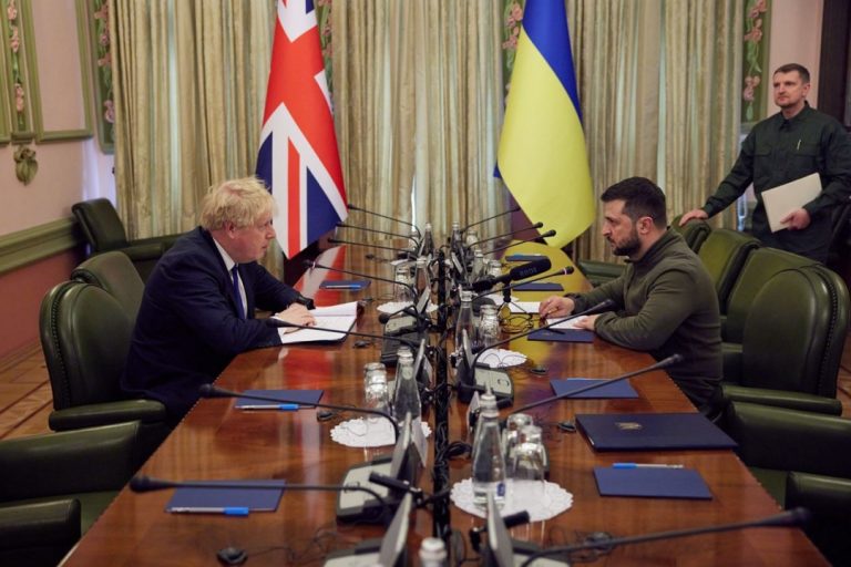 Борис Джонсон назвав Зеленського своїм другом: про що сьогодні домовились у Києві