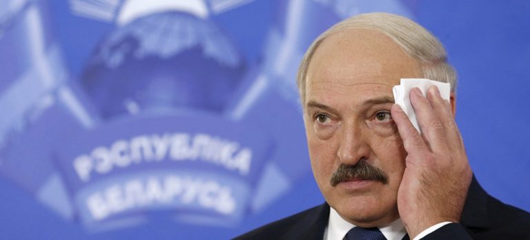 Лукашенко заявив, що готовий воювати за Західну Україну 1 "Щоб її не відтягнув Захід": Лукашенко заявив, що готовий воювати за Західну Україну