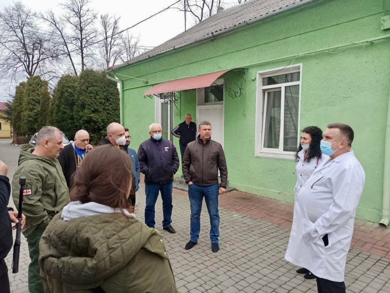 Грузинські медики поділилися досвідом з коломийськими колегами (ФОТО) 3 Грузинські медики поділилися досвідом з коломийськими колегами (ФОТО)