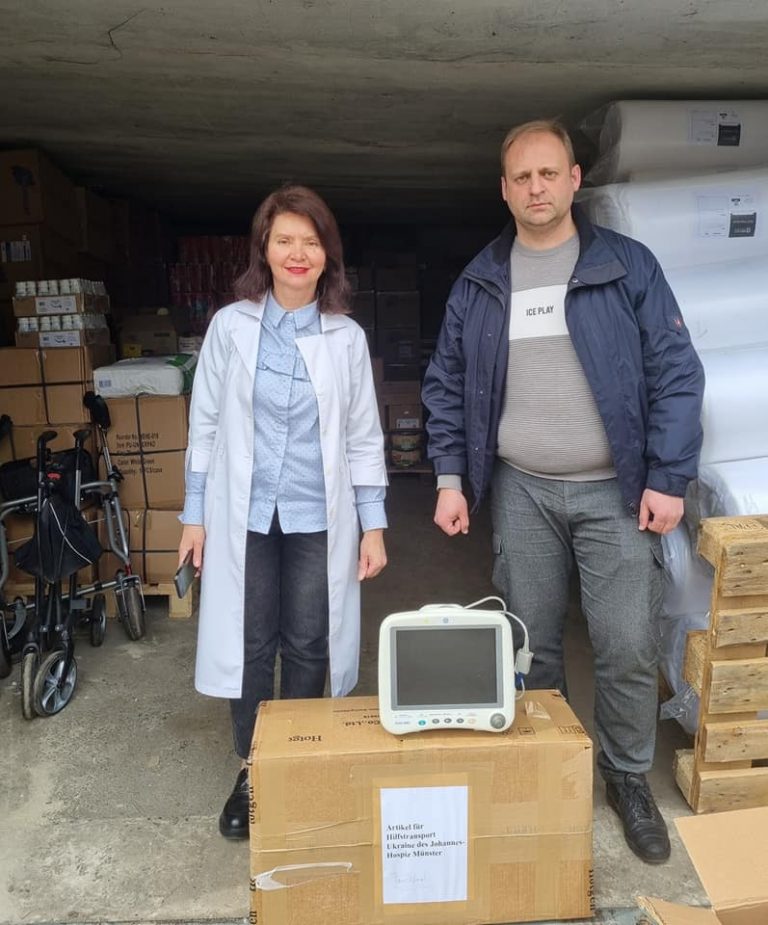 До Франківська надійшла допомога з Німеччини: для важкохворих (ФОТО)