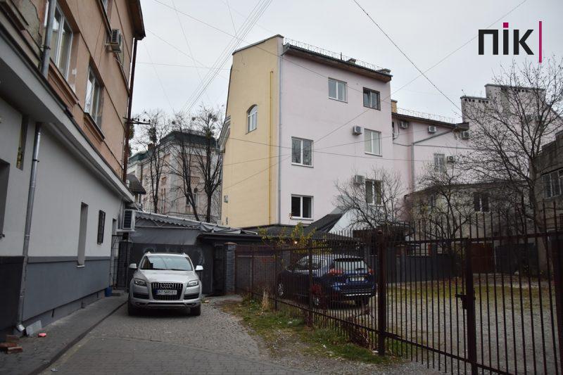 Було-стало: колишня вулиці Вузька в Станіславові-Франківську (ФОТО) 6 DSC 0131 scaled