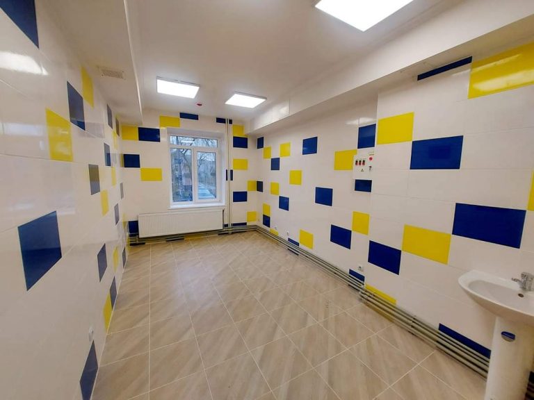 У Франківську, в мікрорайоні Пасічна, відновлює роботу дитяча поліклініка (ФОТО) 4 FB IMG 1651043925904