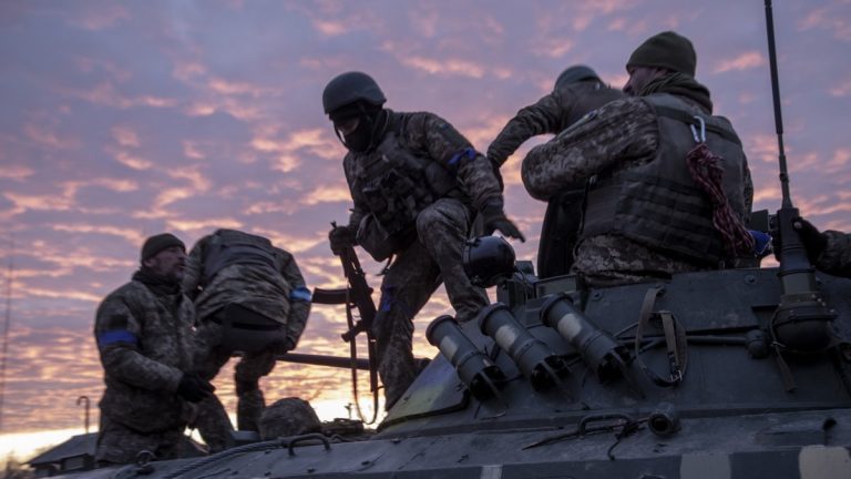 40 доба війни в Україні: злочини та втрати російських окупантів за ніч 5 image 2 1