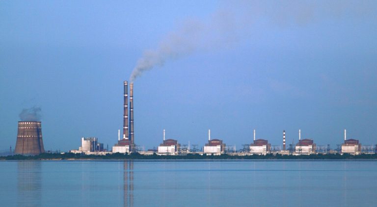 Запорізьку АЕС перевели на мінімальний рівень потужності: причина 7 kernkraftwerk saporischschja scaled e1646377665911