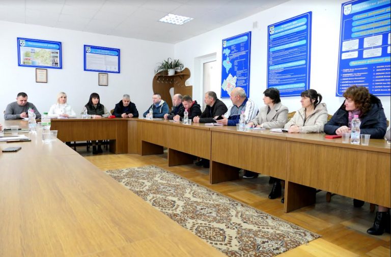 У Тисменицькій громаді оголосили про велике прибирання 8 vykonkom 08.04.22
