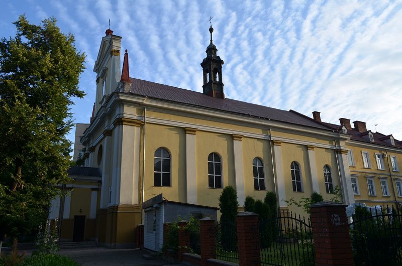 1280px 6. Ivano Frankivsk Kostel yezuyitiv scaled