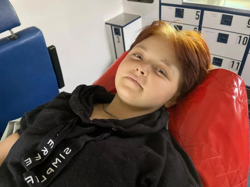На Луганщині поранена 15-річна дівчина 30 кілометрів везла на авто чотирьох дорослих