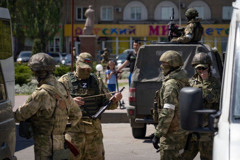 93 день війни в Україні: злочини та втрати окупантів за ніч 4 240273 GettyImages 1240421174 960x380 0