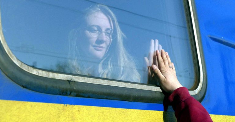 240406 1 bizhenci reuters 960x380 0