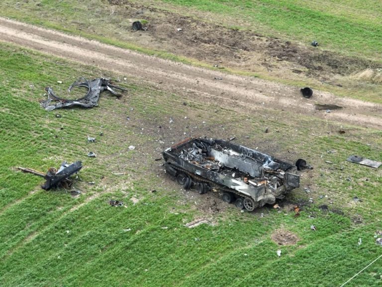 Окупанти "перекидають" техніку з Воронежа до України - Генштаб ЗСУ 11 Окупанти перекидають танки і БМП-1 з Воронежа на Україну - Генштаб ЗСУ