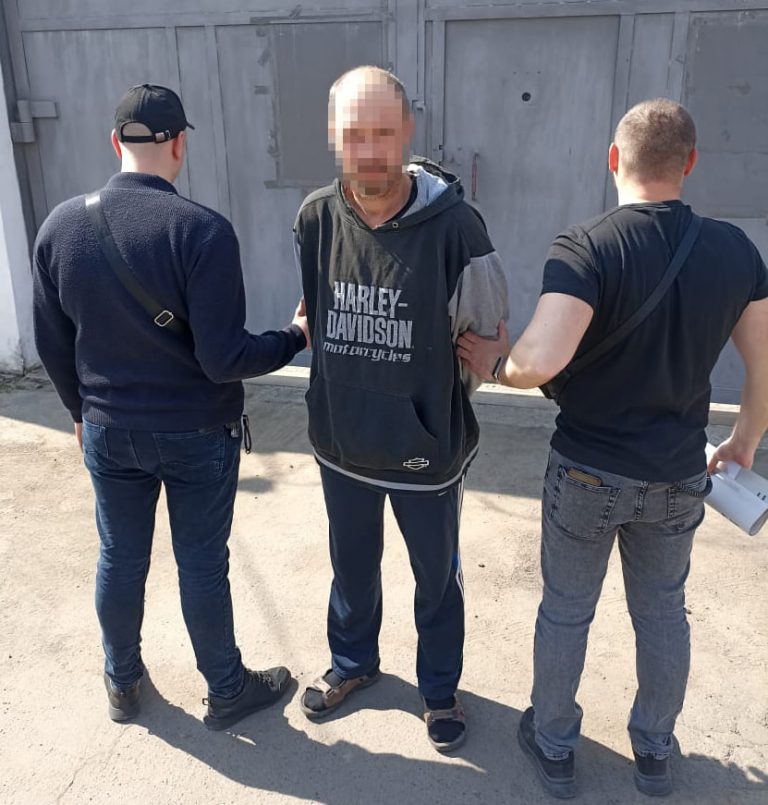 На Львівщині чоловік до смерті побив знайомого: винуватця виявили (ФОТО) 8 На Львівщині чоловік до смерті побив знайомого: винуватця виявили