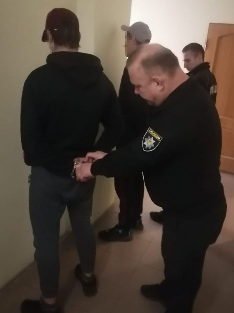 Мешканця Львова пограбували двоє іногородніх: звідки вони є (ФОТО) 4 279510053 366610675510710 3412750238156506920 n