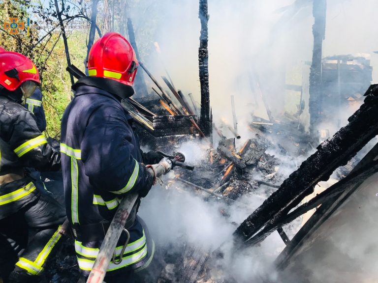 У Франківську сталася пожежа на вулиці Івасюка: які наслідки 7 280768773 315094864113217 979746237974004517 n