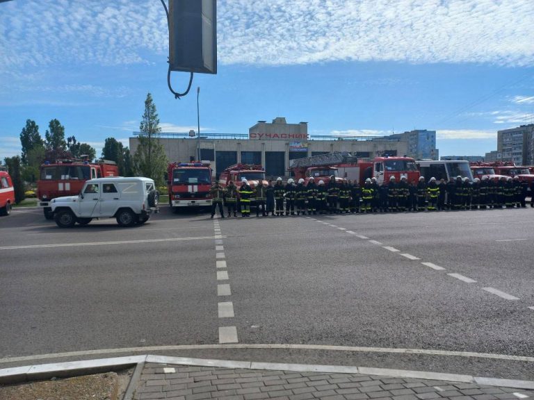 В окупованому Енергодарі рашисти з стрільбою розігнали мирний протест пожежників (ФОТО)