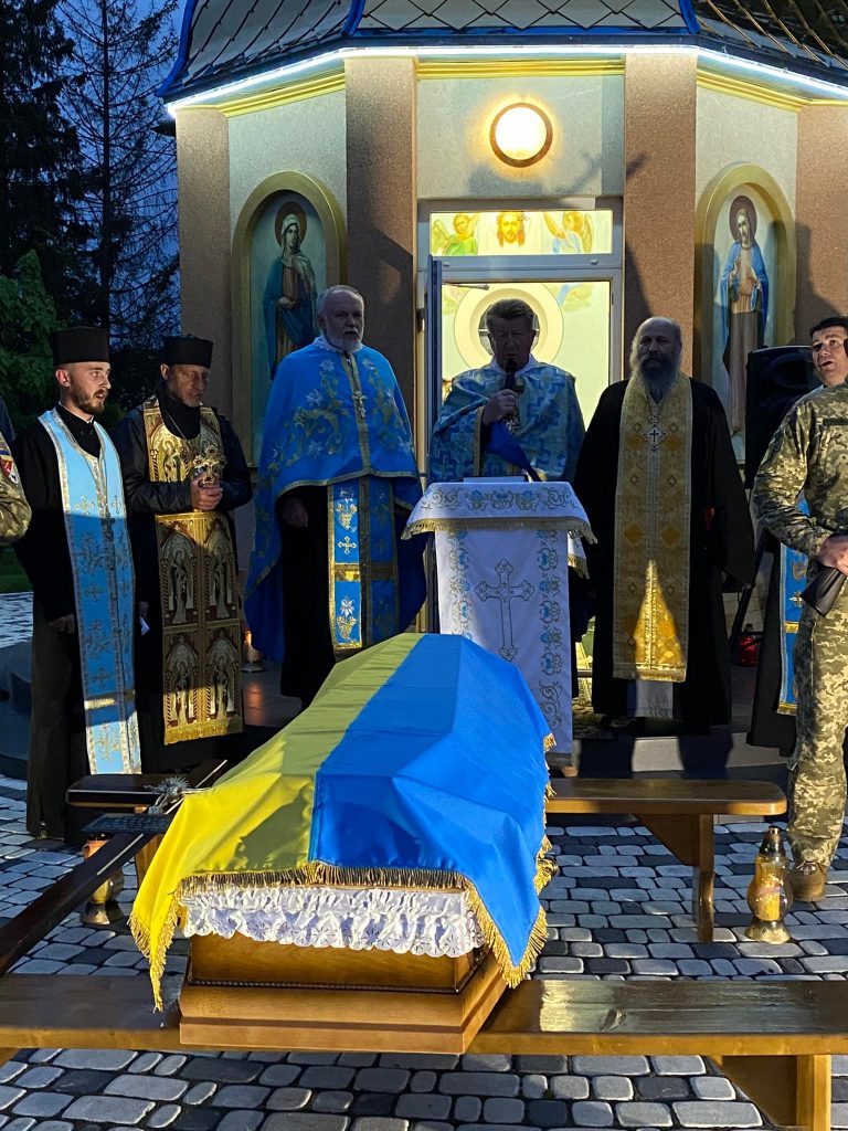 Городенківська громада віддала шану Герою, який загинув на передовій (ФОТО) 9 283477025 431898072082902 6999988922880702132 n