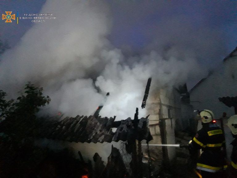 Вдосвіта на Снятинщині сталася пожежа: подробиці від ДСНС (ФОТО) 9 283598944 322837890005581 6312004067985487886 n