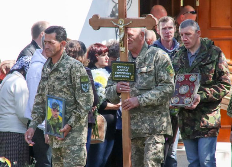 У Калуші провели в останню путь ще одного воїна (ФОТО) 10 283972739 159625239922318 4081831911446989379 n