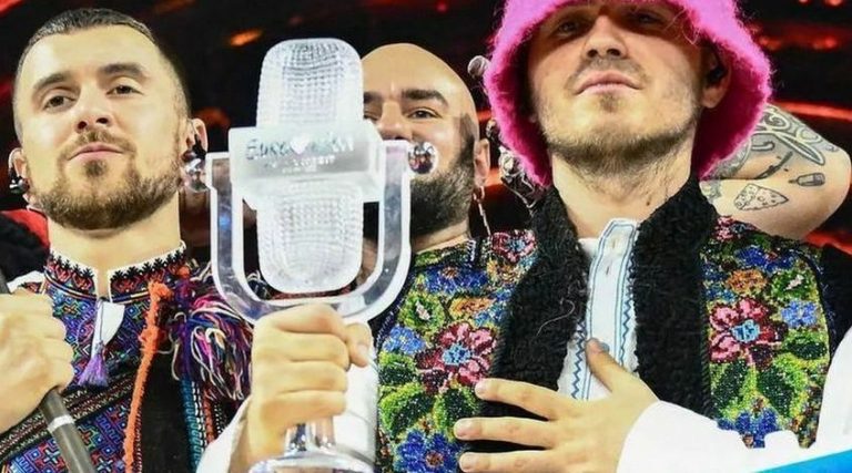 95347 kalush orchestra kryshtalevyi mikrofon yevrobachennia 2022
