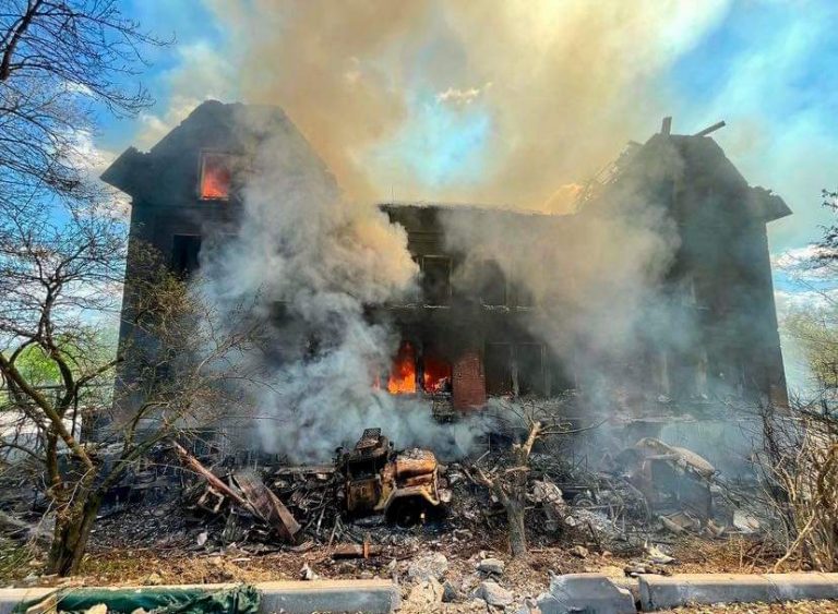 Витримала дві світові війни: окупанти знищили гімназію на Луганщині 7 FB IMG 1651490819354