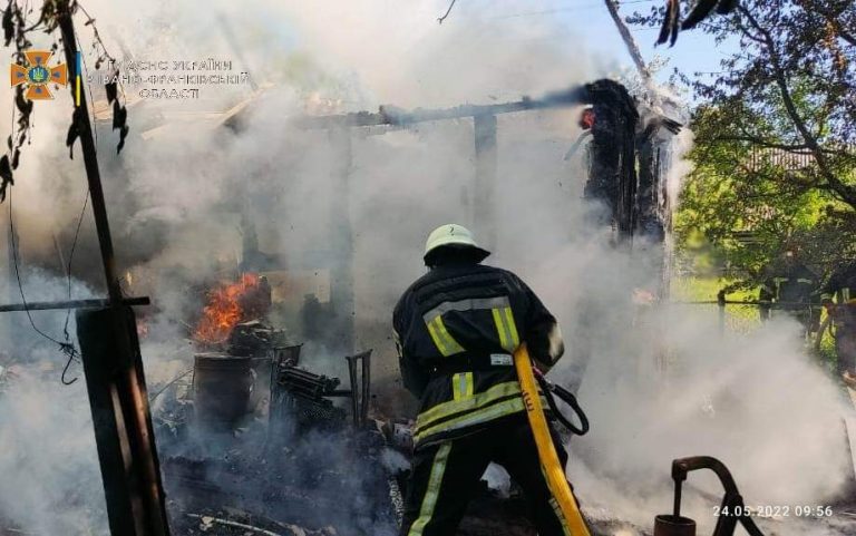 У Коломиї на пожежі житлового будинку виявили тіло жінки (ФОТО) 2 FB IMG 1653381273489