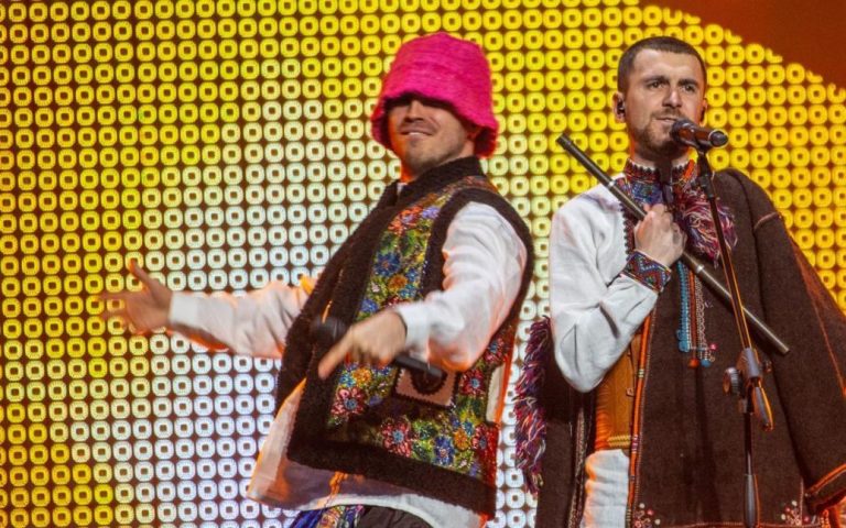 У Мережі з'явилося відео з репетиції Kalush Orchestra перед "Євробаченням-2022" 7 e08f5f1a7a218e38c34e9b2cb1813f31