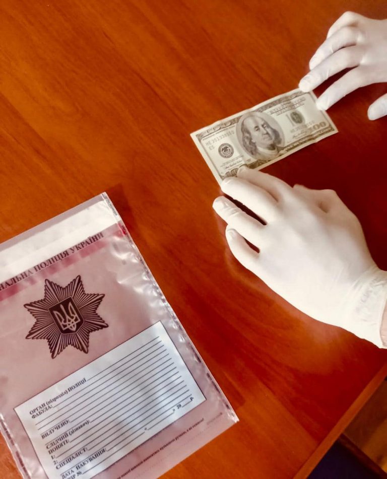 Прикарпатка хотіла «відкупити» чоловіка, якого зупинили на дорозі п'яним (ФОТО) 12 285510298 8077200052320564 933707302271930923 n