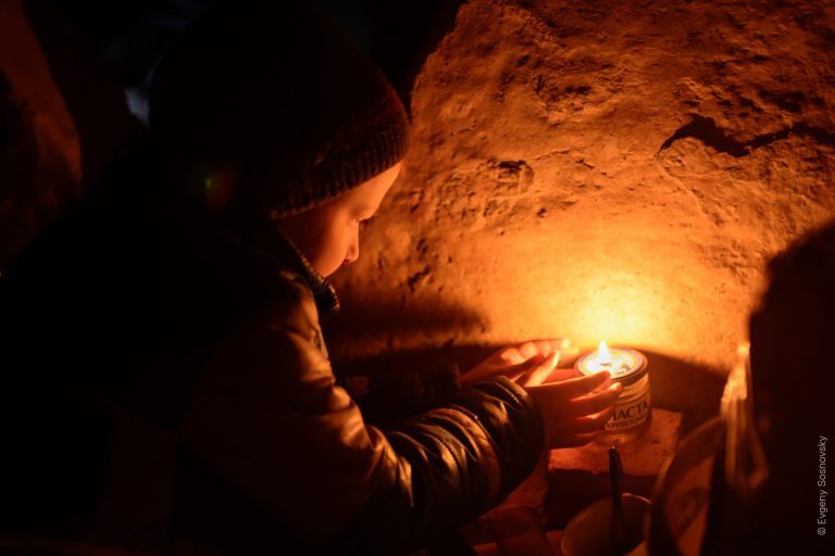 Хлопчику, який вів "Маріупольський щоденник" вдалося виїхати з міста