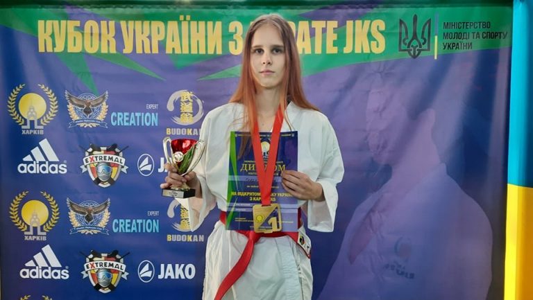 Калушанка стала лавреаткою премії імені Дмитра Бахматюка (ФОТО) 1 286420015 3289583697992767 792571825990259584 n