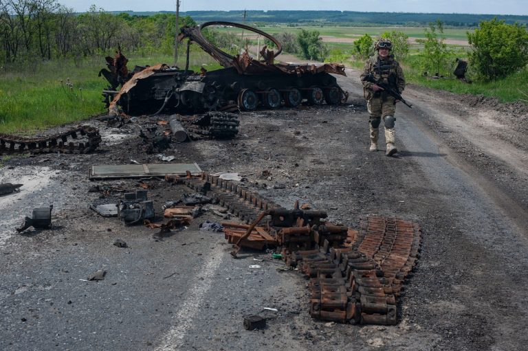 Ворог має частковий успіх на Бахмутському та Авдіївському напрямках - Генштаб