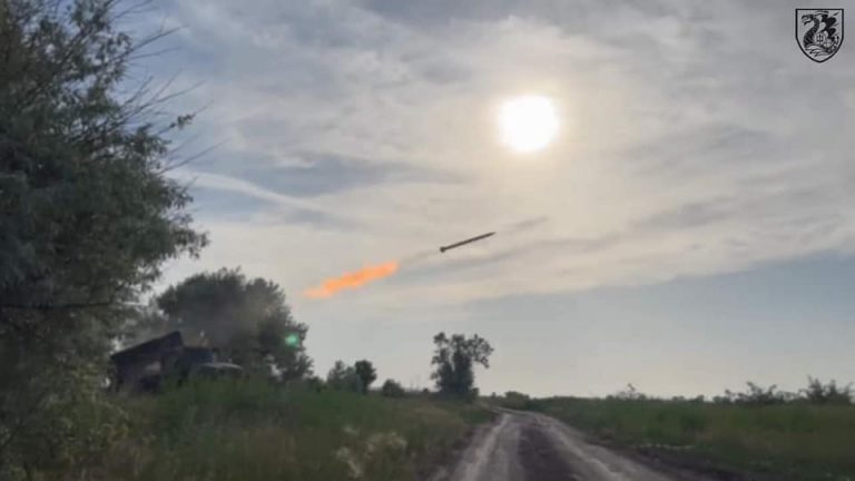 ЗСУ мінусували 19 танків, 18 бронемашин, 10 БПЛА: втрати рашистів за минулу добу 12 289400564 344673894512362 8205624091565337916 n