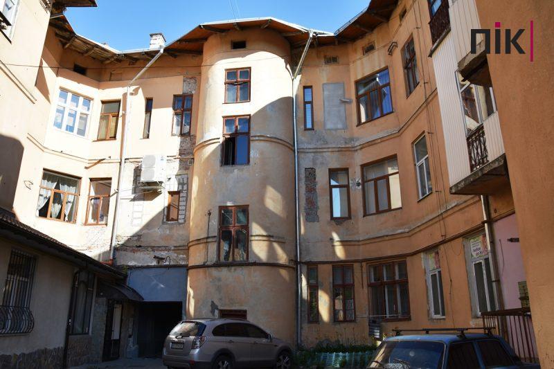 Історія навколо нас: унікальні архітектурні пам’ятки Франківська 1901 року (ФОТО) 9 DSC 0058 scaled